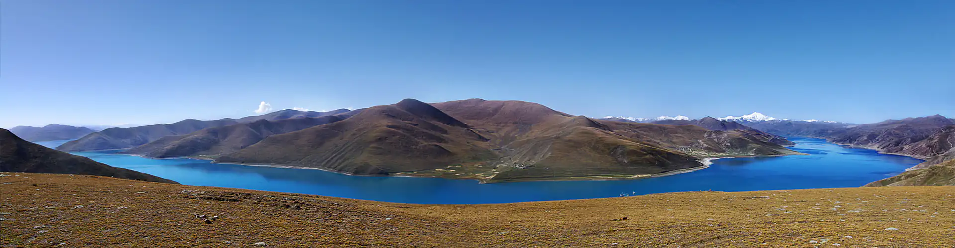 Yamdrok Lake Pano