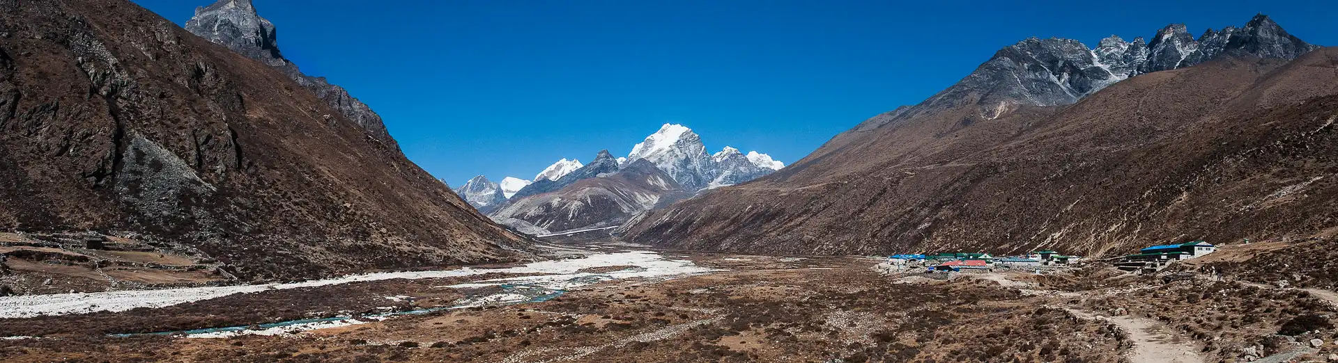 Lobuche Village (4940m): Gateway to Everest, Mera, & Lobuche Peaks