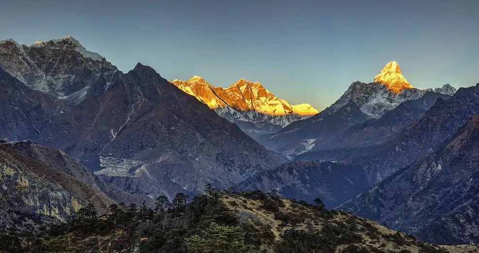 Sunset on The Roof of The World View from Syangboche