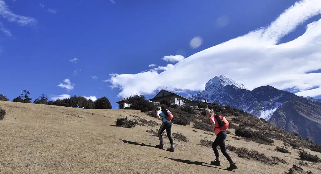 Trek to Everest View Hotel