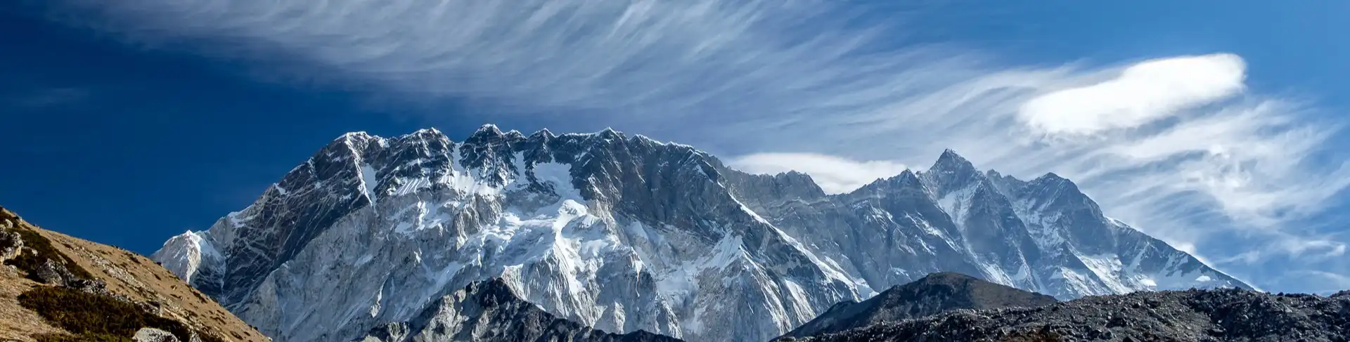 Nuptse Wall view from Kongma La Pass Trek with clear skies and snow-covered peaks